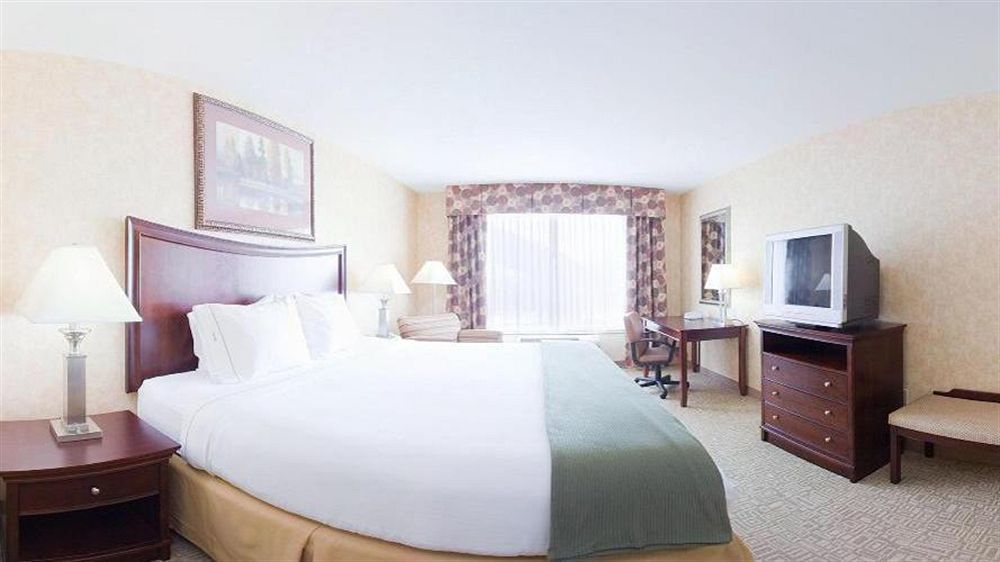 Holiday Inn Express Hotel & Suites Bethlehem Airport/Allentown Area By Ihg Exterior photo